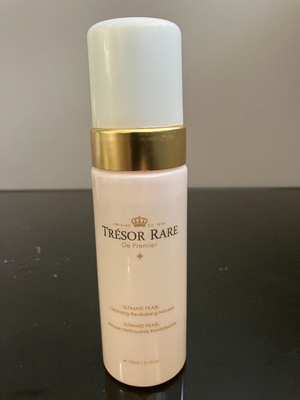 TRESOR RARE ULTIMATE PEARL CLEANSING REVITALIZING MOUSSE- 5.1 fl oz / 150 ml-NEW